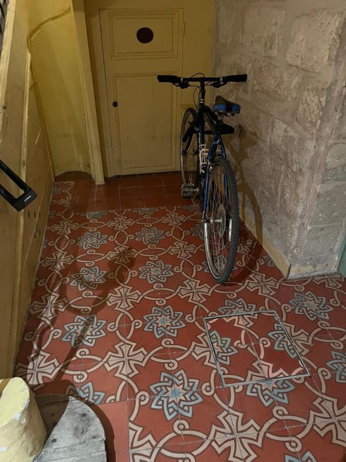 La Charmante Du Palais 2 Chambres Avignon Eksteriør bilde